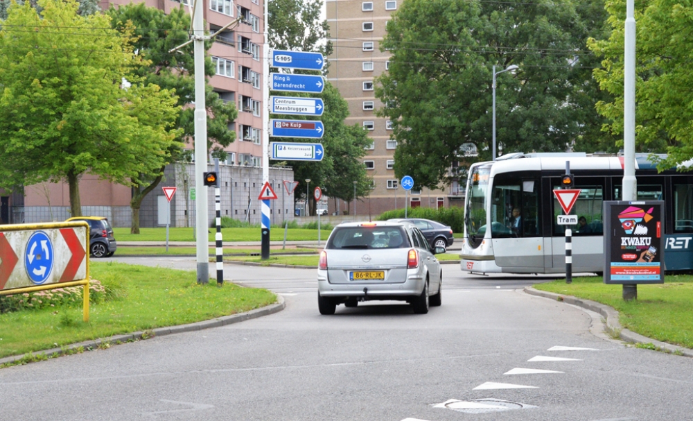 tram2